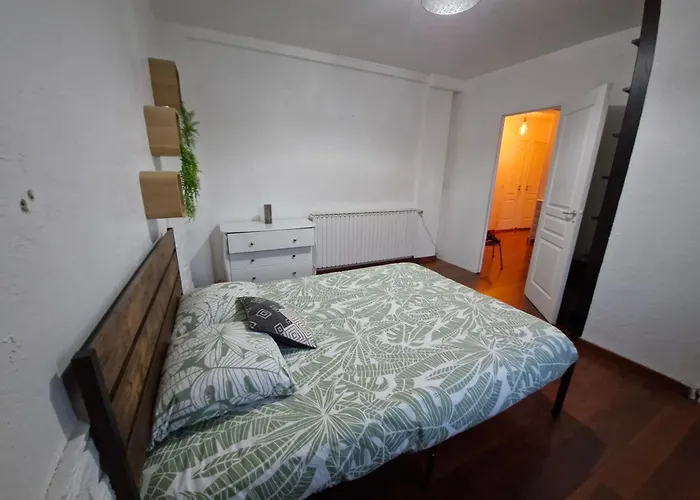 アパート Lumineux カーン